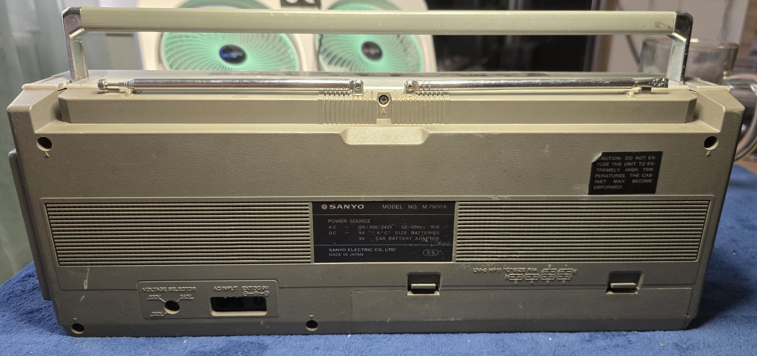 Sanyo M-7900K - Image 2