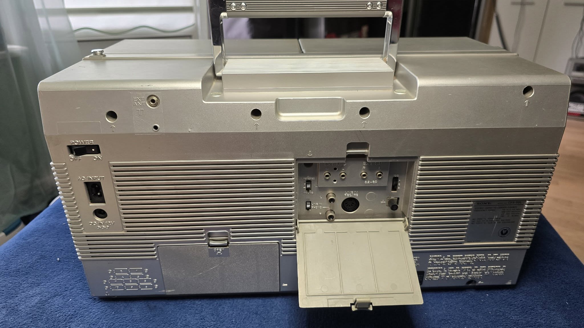 Sony CFS-88L - Image 9